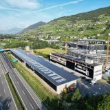 A Sierre, les panneaux solaires sont sur le toit et sur la façade sud